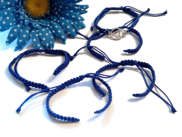 Tutorial on How to Make a Handmade Blue Nylon Thread Braided Friendship  Bracelet from…